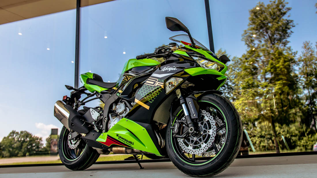 Kawasaki Ninja ZX6R Motochecker